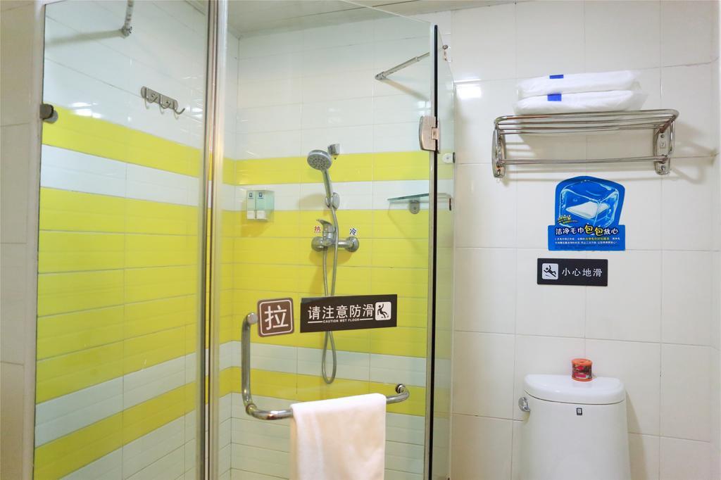 7Days Inn Shenzhen Shajing Shiming Square Екстериор снимка